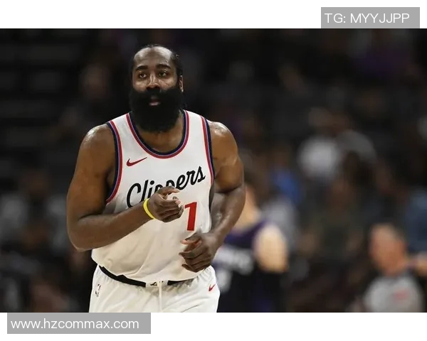 詹姆斯·哈登搭档恩比德、比尔伤病频发，“耐打型球星”稀缺背后的负荷管理困境